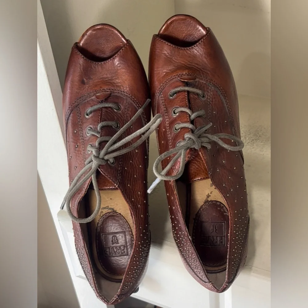 Frye Women’s Chelsea Studded Peep Toe Leather Lace Up Platform Heels Size 9.5 - Picture 4 of 11